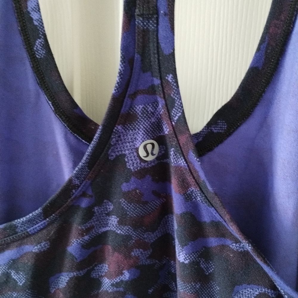 Lululemon Cool Racerback II Camo Size M - Picture 5 of 5
